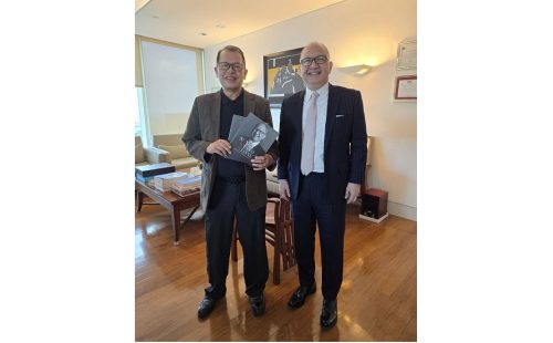 ABA Secretariat Executive Receives Copies of Newly Published Memoir of Past ABA Chairman